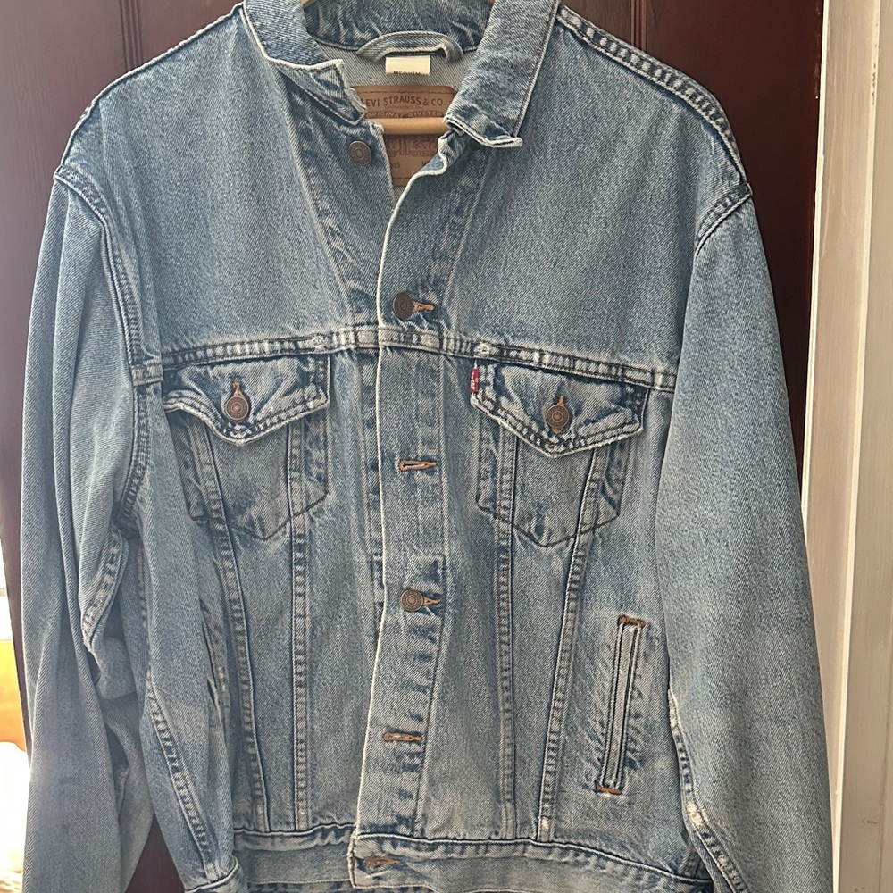 VINTAGE Levi's Classic Blue Denim Jacket